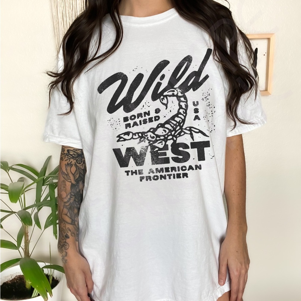 🚨 FINAL PRICE 🚨 Comfort Colors Wild West Scorpion Distressed Graphic Tee Shirt